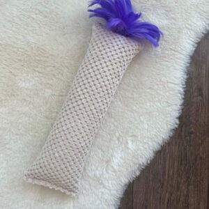 Zabawka kopacz z piórkami i wstążkami dla kota z matatabi